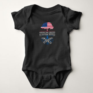 Amerikanen som är fullvuxen med skott, rotar t shirt