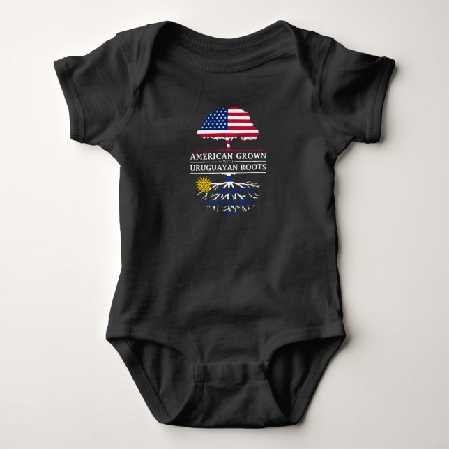 Amerikanen som är fullvuxen med uruguayanskt, t shirt (Framsida)
