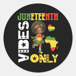 Amerikansk afrikansk flicka som dansar Juneteenth- Runt Klistermärke