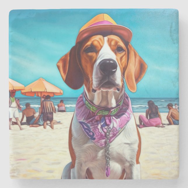 Amerikansk engelsk rävhund på strand, sommarpresen stenunderlägg (Framsidan)