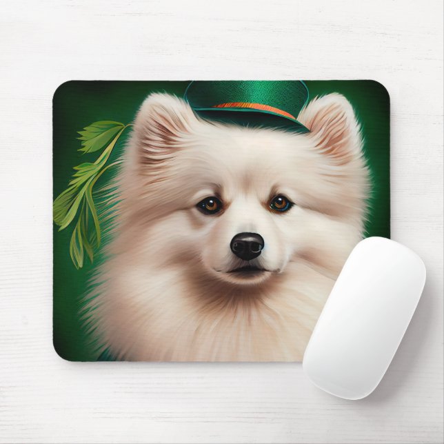 Amerikansk eskimo hund i St. Patrick's Day-dräkt Musmatta (Med mus)