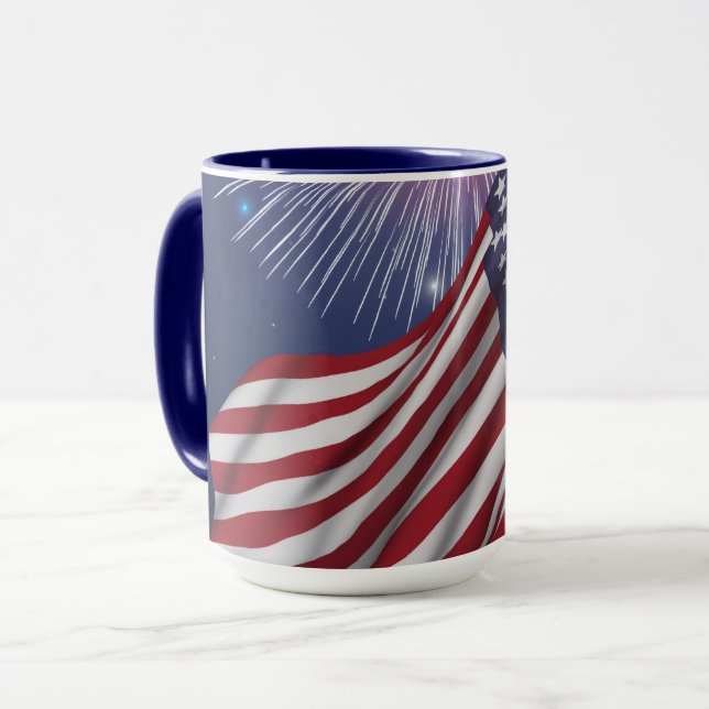 Amerikansk flagga och fyrverkerier mugg (Framsida vänster)