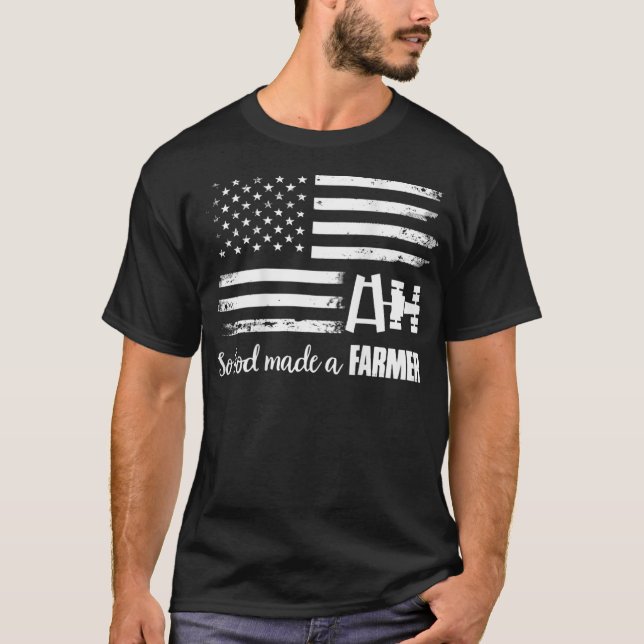 Amerikansk Flagga Tractor så Gud gjorde en farmer T Shirt (Framsida)