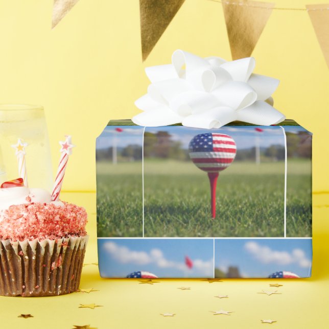 Amerikansk flaggdesign på en golfboll presentpapper (Födelsedagsfest)