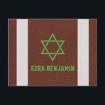 Amerikansk Fotboll Bar Mitzvah Tack Vykort<br><div class="desc">Brun, grön, svart och vit amerikansk fotboll Bar Mitzvah personligt tack-kort. Denna amerikanska fotbolls Bar Mitzvah tack-kort design har en brun läderstrukturerad bakgrund som ser ut som lädret på en fotboll på framsidan. Det finns också två vertikala vita ränder liknande de som finns på en fotboll. Denna bruna och vita...</div>