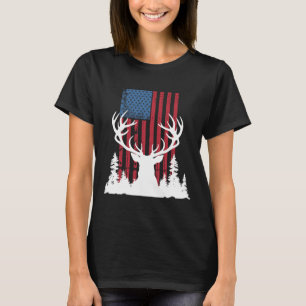 Amerikansk utomhusjakt på Silhouette i Skogen T Shirt