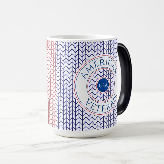 AMERIKANSK VETERAN Hög Morphing-mugg Magisk Mugg (Framsida höger)