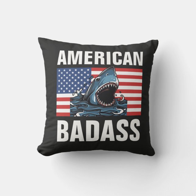 AMERIKANSKA BADASS PATRIOT PILLOWS KUDDE (Framsida)