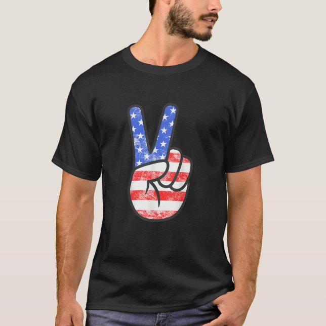 Amerikanska Flagga Fredstecken Hand T-Shirt Four o (Framsida)