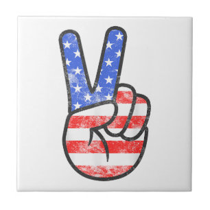 Amerikanska Flagga Fredstecken Hand T-Shirt Four o Kakelplatta