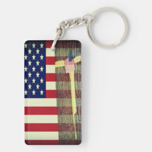 Amerikanska Flagga - Gult Ribbon Round Träd Nyckel