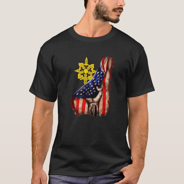 Amerikanska Flagga inom arméns militära underrätte T Shirt (Framsida)
