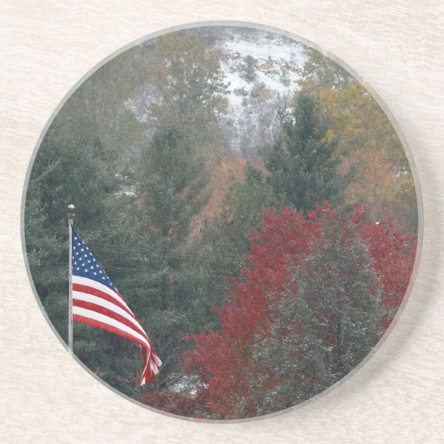 Amerikanska Flagga och berg med fall snö Underlägg Sandsten (Framsidan)