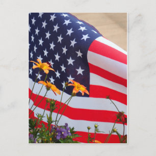 Amerikanska Flagga och blommor Vykort