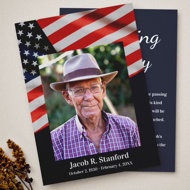 Amerikanska Flagga Photo Passed Away-meddelande Inbjudningar (Skapare uppladdad)