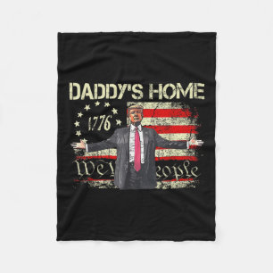 Amerikanska Flagga Trump 2024 Daddys Home We Fleecefilt