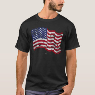 Amerikanska flaggan som vinkar - som är bekymrad t shirt