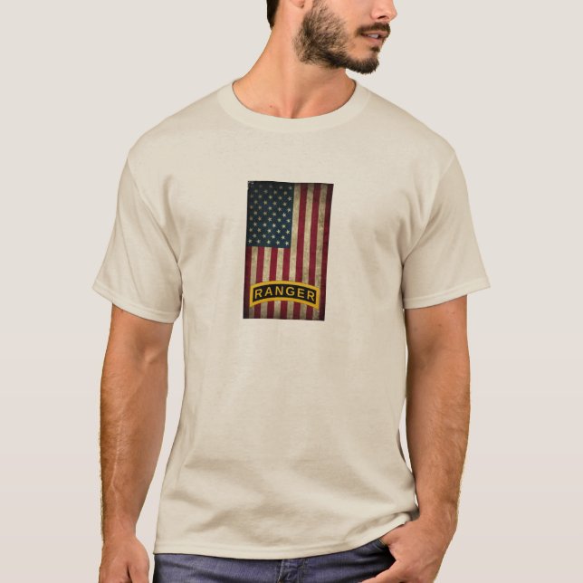 Amerikanska flagganarméskogsvaktaren skolar t shirt (Framsida)
