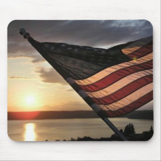 Amerikanska flaggansolnedgång musmatta