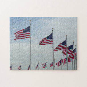 Amerikanska Flaggor vid Washington Monument Pussel