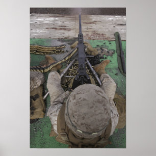 Amerikanska marina bränder och M2-vapen med 50 kal Poster