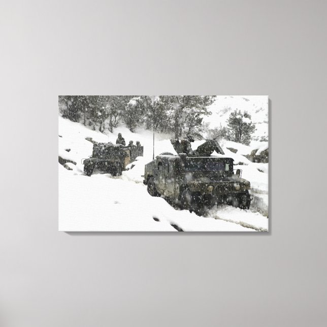 Amerikanska marinpatrullen i Khowst-Gardez Pass Canvastryck (Framsida)