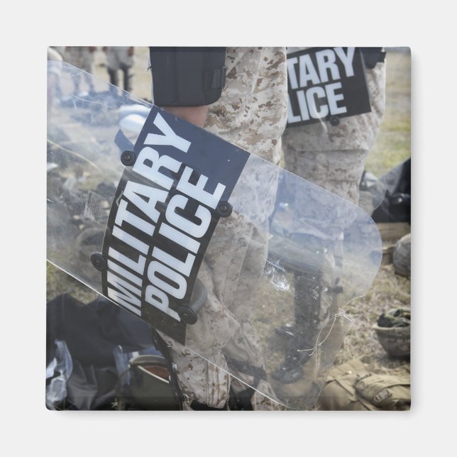 Amerikanska marinsoldater och sjömän gör upplopp magnet (Framsidan)