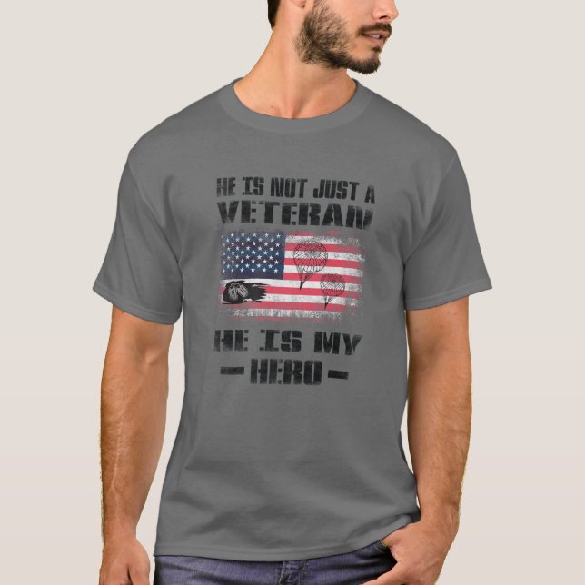 Amerikanska paratrooper Veteran är en flygburen He T Shirt (Framsida)
