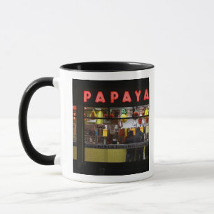 Amerikas förenta stater, New York. Gray's Papaya: Mugg