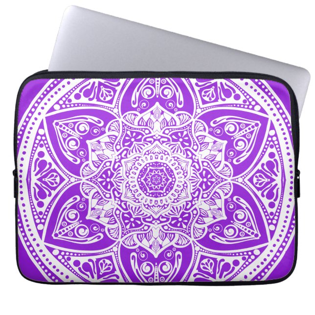 Amethyst Mandala Laptop Sleeve (Framsidan)