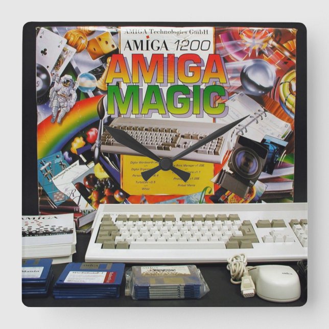 AMIGA MAGIC-DATOR FYRKANTIG KLOCKA (Framsida)