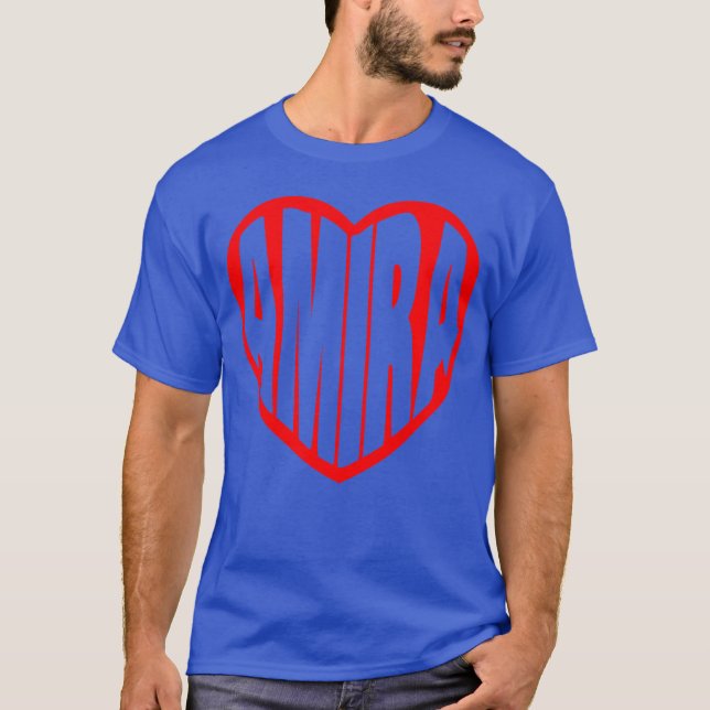Amira i mina hjärtvänners t shirt (Framsida)