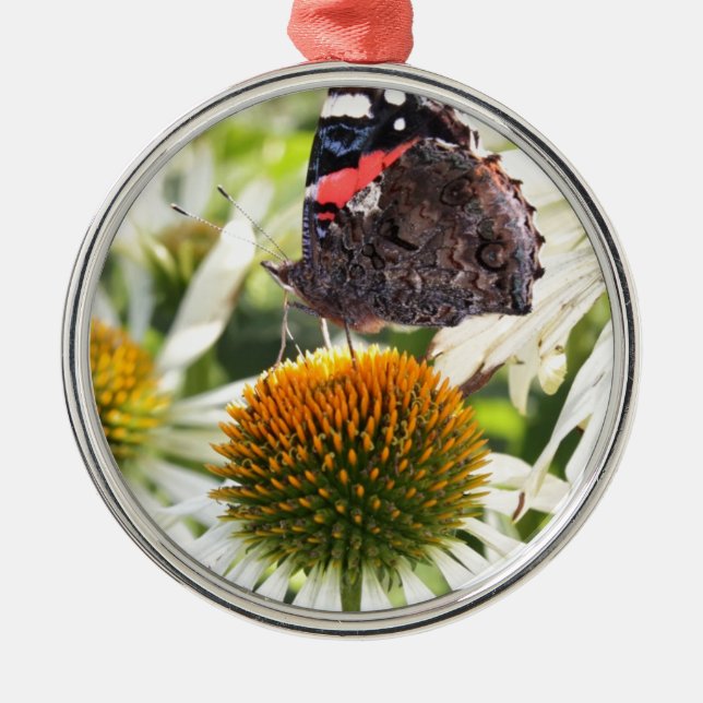 Amiral fjäril på blomma julgransprydnad metall (Framsidan)