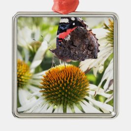 Amiral fjäril på blomma julgransprydnad metall