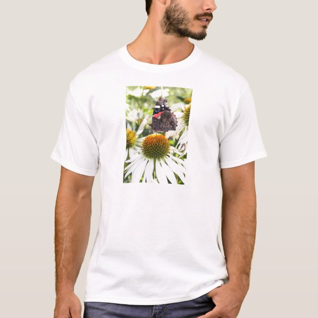 Amiral Fjäril på Blomma T-shirt (Framsida)