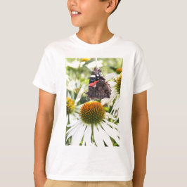Amiral Fjäril på Blomma Tee Shirt