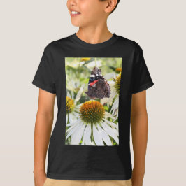 Amiral Fjäril på Blomma Tee Shirt