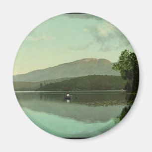 Ampersandberget vid Runt Sjö (Mitten Saranac) Magnet
