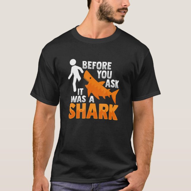 Amputee Joke Leg Prosthetic Shark for a leg Ampute T Shirt (Framsida)