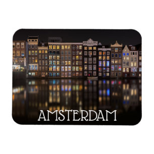Amsterdam hus med färgrikt ljus i natten magnet