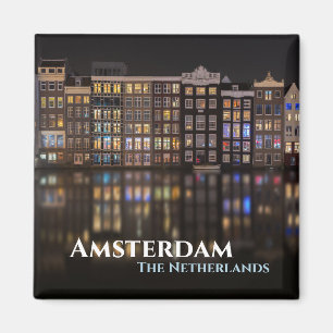 Amsterdam hus med färgrikt ljus i natten magnet