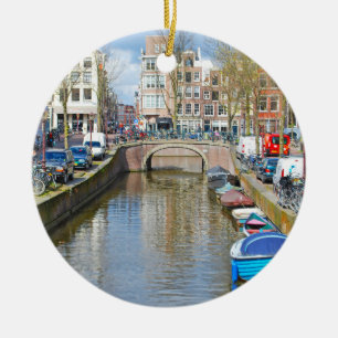 Amsterdam kanal med fartyg julgransprydnad keramik