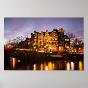 Amsterdam kanalhus på skymningaffischen poster