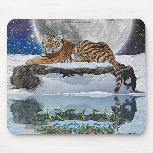 Amur Tiger Earth Day Wildlife Protection Mousepad Musmatta (Framsidan)