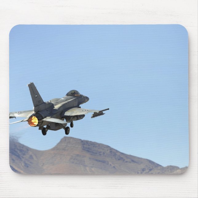 An F-16E från Förenade Arabemiraten Musmatta (Framsidan)