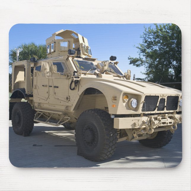 An Oshkosh M-ATV Musmatta (Framsidan)