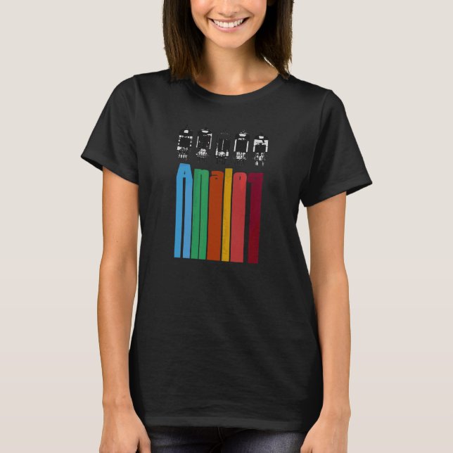 Analog Vacuum Tubes Audio Valve Amps Retro Aesthet T Shirt (Framsida)