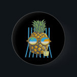 Ananas avslappnad med svampar som Chef Aloha Knapp<br><div class="desc">Ananas avslappnad med ungar som Chef Aloha-stränder</div>