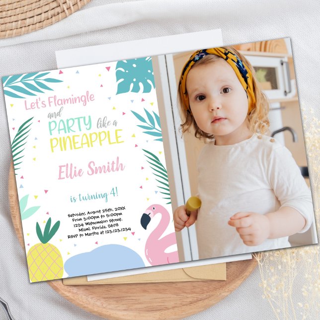 Ananas och Flamingo Birthday-inbjudningar med foto Inbjudningar (Pineapple & Flamingo Birthday Invitations w photo)