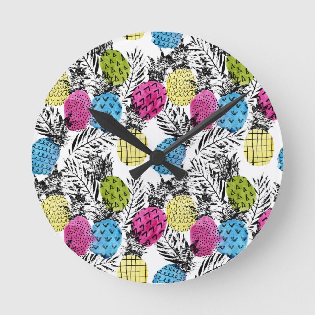 Ananas och Handflatan Löv Rund Klocka (Framsida)